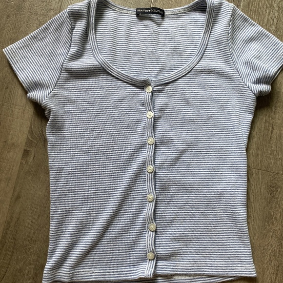 Brandy Melville Cropped Button Up - Picture 1 of 3